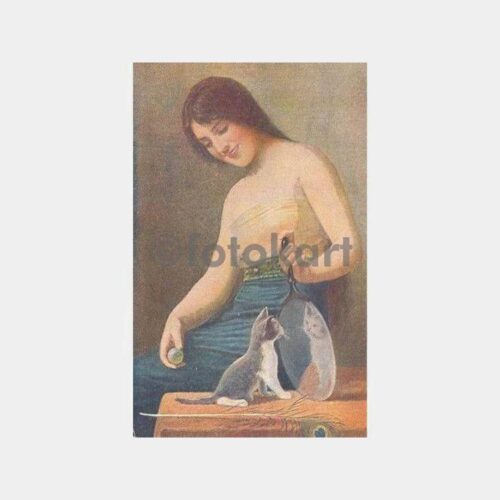Kedisi ile Oynayan Kız Tablo Eski Kartpostal