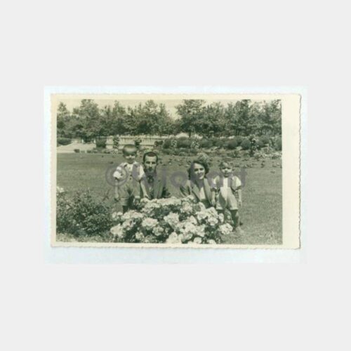 1958 Taksim Gezi Parkı Aile Hatırası Fotoğraf