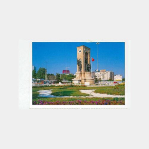 1990 Taksim Cumhuriyet Anıtı Görünüş Kartpostal