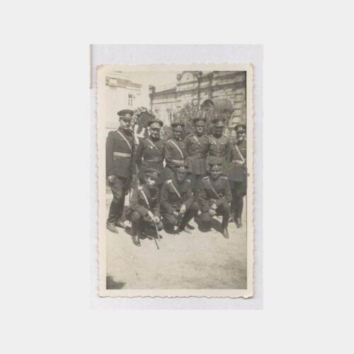 1940 Kars Parkta Askerler Grup Fotoğraf