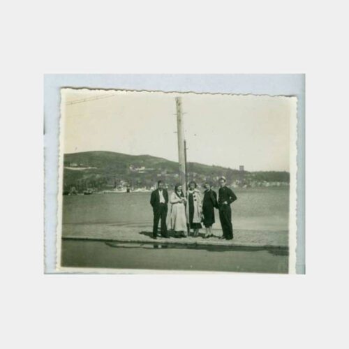 1940 Boğaziçi Sahili Aile Görünüş Fotoğraf