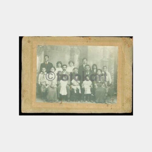 1930 Kurukahveci İsmail Hakkı Ermeni Aile Fotoğraf - Görsel 2