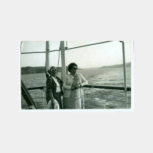 1968 Tırhan Gemisinde Kadınlar Boğaziçi Fotoğraf