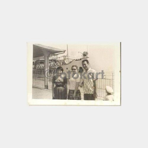 Haydarpaşa Vapuru Önünde Hatıra Fotoğraf