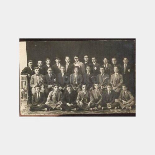 Lise Öğrencileri Toplu Fotoğraf