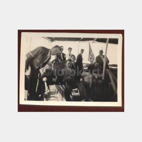 1930 Nilüfer Gemisi Misafirleri Küçük Ebat Fotoğraf