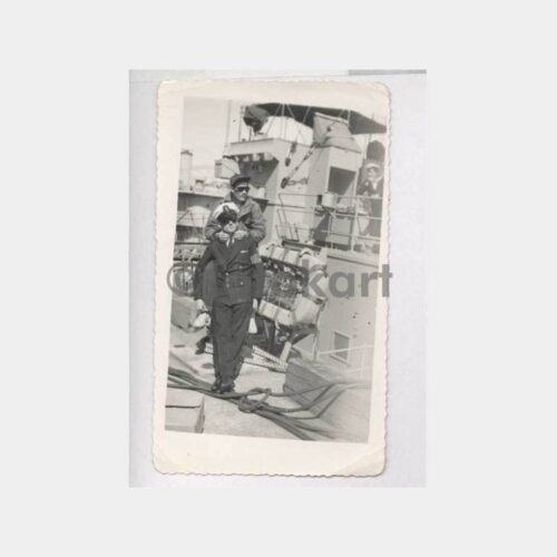 1959 TCG Sürmene Savaş Gemimizde Fotoğraf