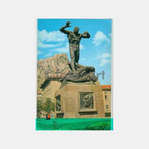 1976 Afyon Zafer Ata Heykel Görünüş Kartpostal