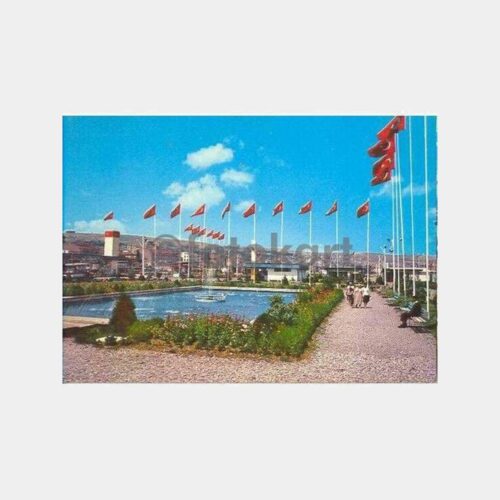 1968 Samsun Fuarı Bayraklar ve Havuz Kartpostal