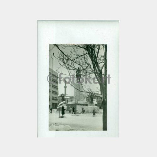 1940 Ankara Ulus Ata Heykeli Kış Manzara Fotoğraf