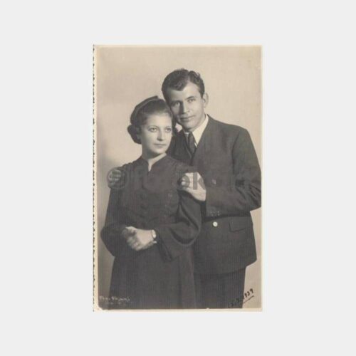 1939 İzmit Foto Fahri Aile Stüdyo Fotoğraf