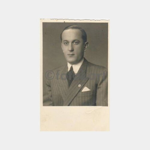 1944 Foto Servanis Kravatlı Beyefendi Konulu Fotoğraf
