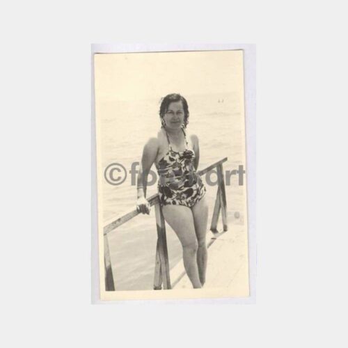 1951 Florya Mayolu Kadın Görünüş Fotoğraf