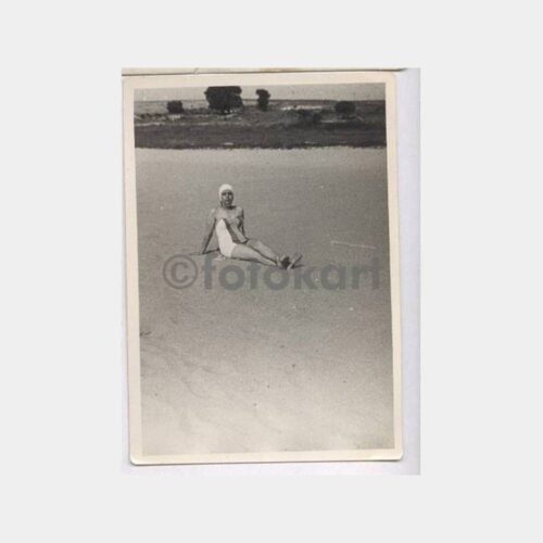 1950 Florya Plajı Kadın Görünüş Fotoğraf