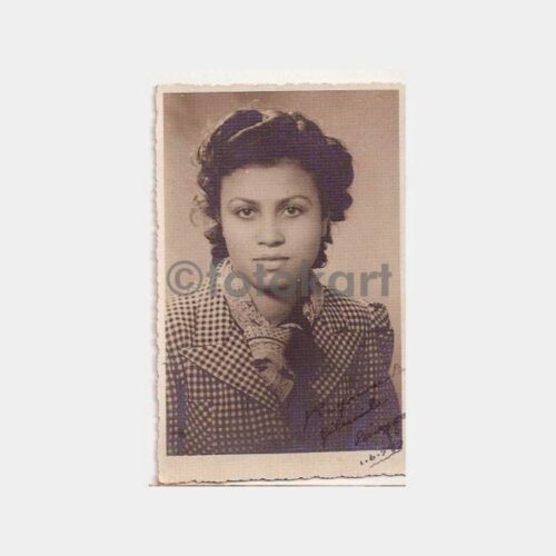 1938 Bursa Kadın Stüdyo Fotoğrafı