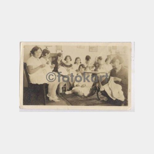 1929 Sanat Okulu El İşleme Konulu Fotoğraf