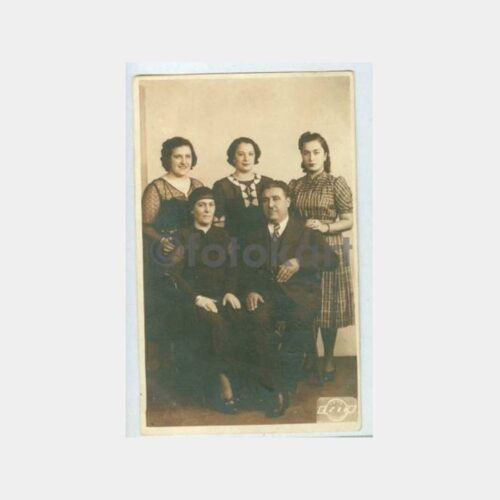 1941 Kadıköy Foto Işık Aile Stüdyo Fotoğraf