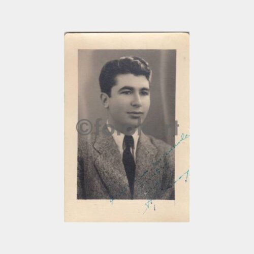 1944 Mersin Genç Konulu Stüdyo Fotoğraf