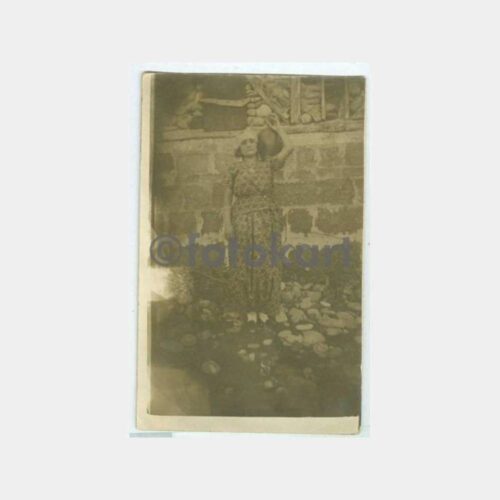 1930 Köy Kadını Folklor Konulu Fotoğraf