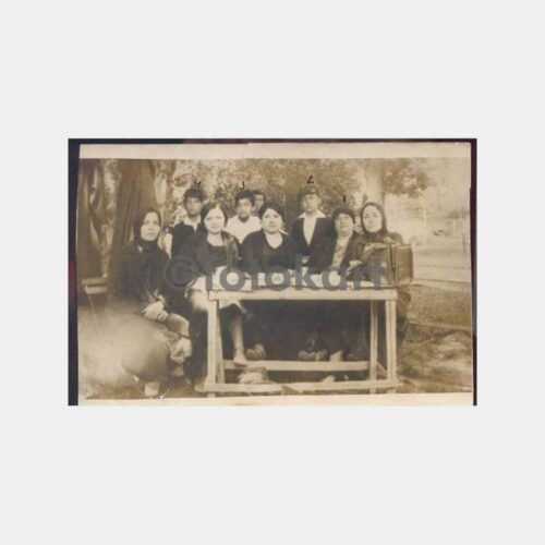 1933 Mesire Yeri Piknik Aile Fotoğrafı