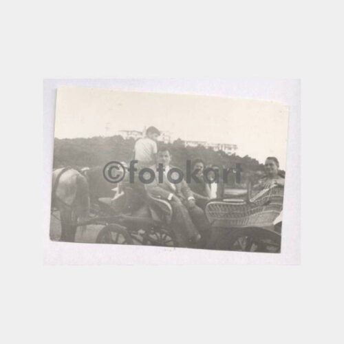 Heybeliada Faytonda Aile Fotoğraf