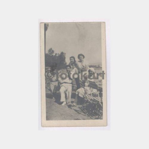 1930 Çay Bahçesinde Aile Görünüş Fotoğraf