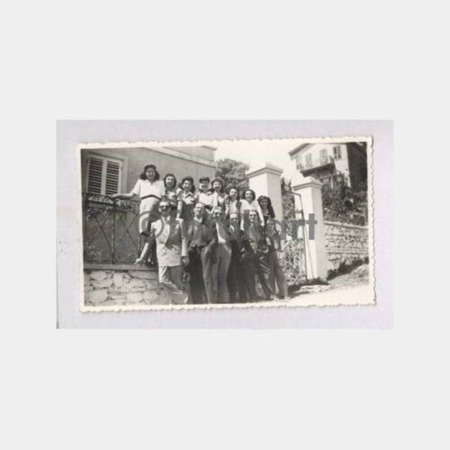 1947 Büyükdere Aile Görünüş Fotoğraf