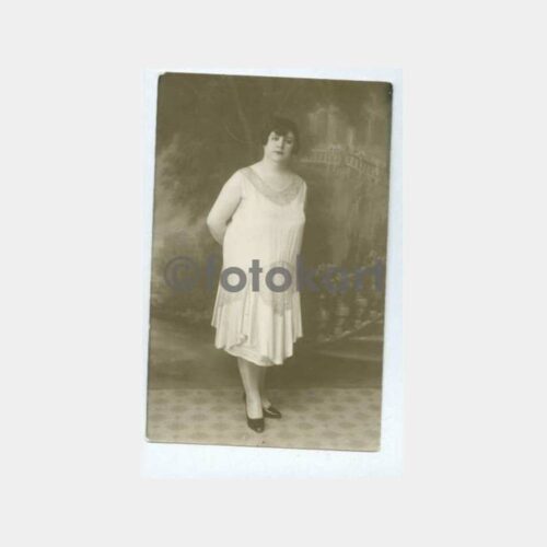 1928 Kadın Görünüş Stüdyo Fotoğraf
