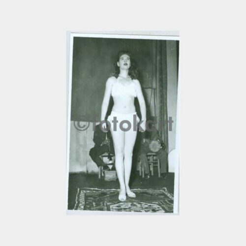 1940 Kadın Yeni Baskı Stüdyo Negatif Fotoğraf