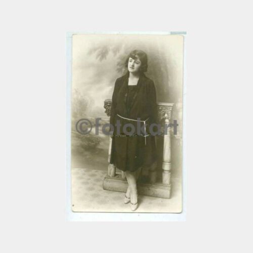 1929 Kadın Görünüş Stüdyo Fotoğraf