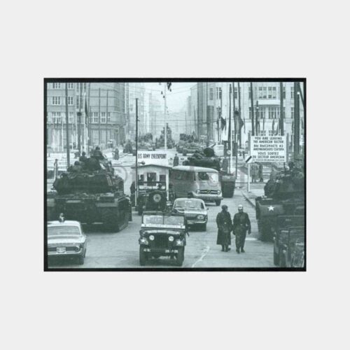 1961 Sovyet Tankları Berlin'de Konulu Kartpostal