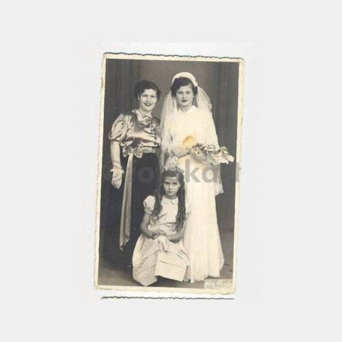 Gelin Konulu Stüdyo Fotoğrafı