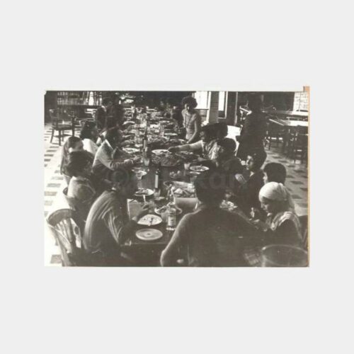 Boğaziçi Üniversitesi Kütüphanesinde Yemek Fotoğraf