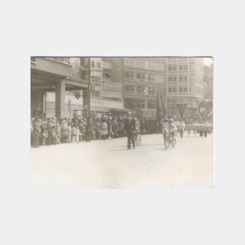 İstanbul Kadıköy Migros Önü Tören Fotoğraf