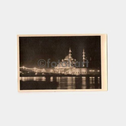 İstanbul Eminönü Gece Görünüşü Fotoğraf