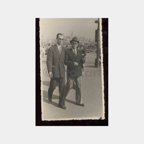 1942 Eminönü Beyefendi Yürüyüşte Fotoğraf