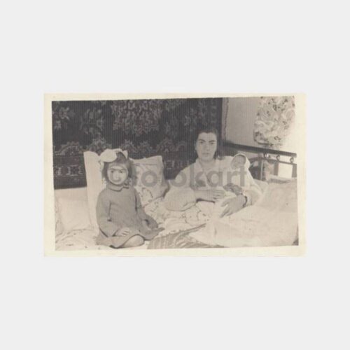 1959 Bebek Lohusa Yatak - Halı Desenli Fotoğraf