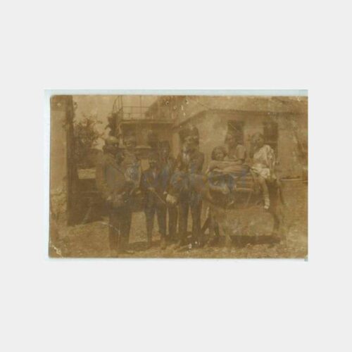 1924 Eşek Üzerinde Çocuk Fesli Gençler Fotoğraf