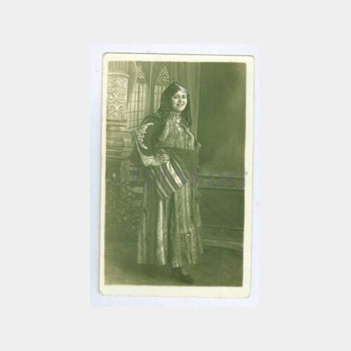 1940 Uşak Şehirden -Foto Fahri- Folklor Kadın Fotoğraf