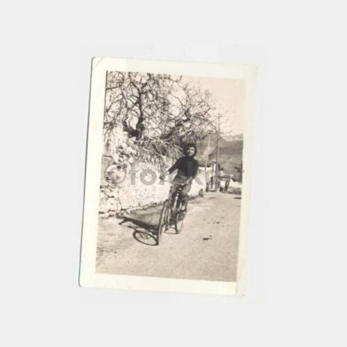 Bisikletli Kız Görünüş Fotoğraf