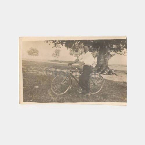 1935 Fenerbahçe Bisikletli Genç Fotoğraf