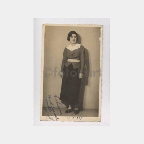 1941 Hemşire Öğrenci Kız Görünüş Fotoğraf