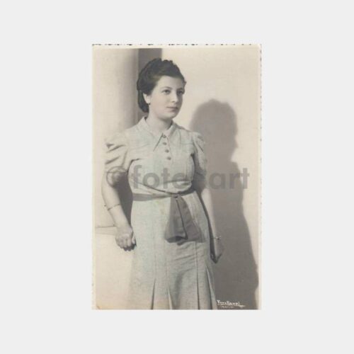 1940 İzmit -Foto Fahri- Kadın Konulu Fotoğraf