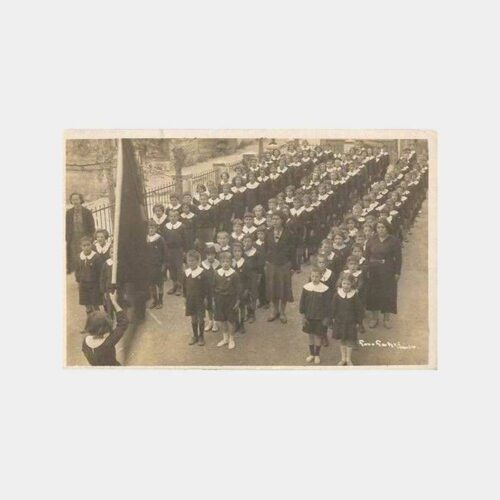 1936 İzmit Öğrenci Tören Fotoğraf