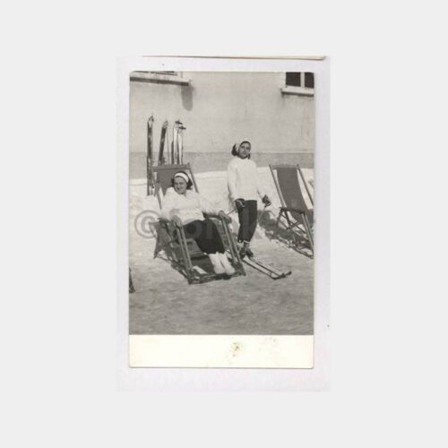 1950 Bursa Uludağ Kadın Kayakçılar Fotoğraf