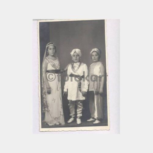Folklor Konulu Çocuklar Stüdyo Fotoğraf