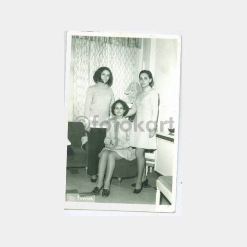 1968 Fatih - Foto Ömür Stüdyo Kızlar Fotoğraf