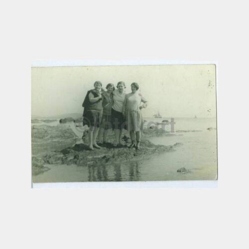 1930 Fenerbahçe Sahilinde Kadınlar Fotoğraf