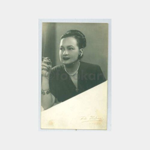 1955 Güzel Kadın Görünüş Stüdyo Fotoğraf