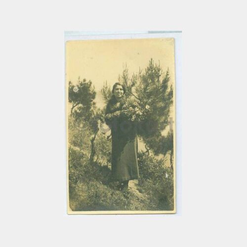 1930 Çiçekli Kadın Görünüş Fotoğraf